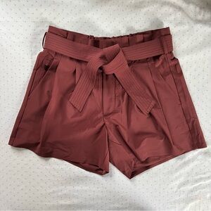 Athleta Skyline Short II | size 4 | Cognac Brown | NWOT
